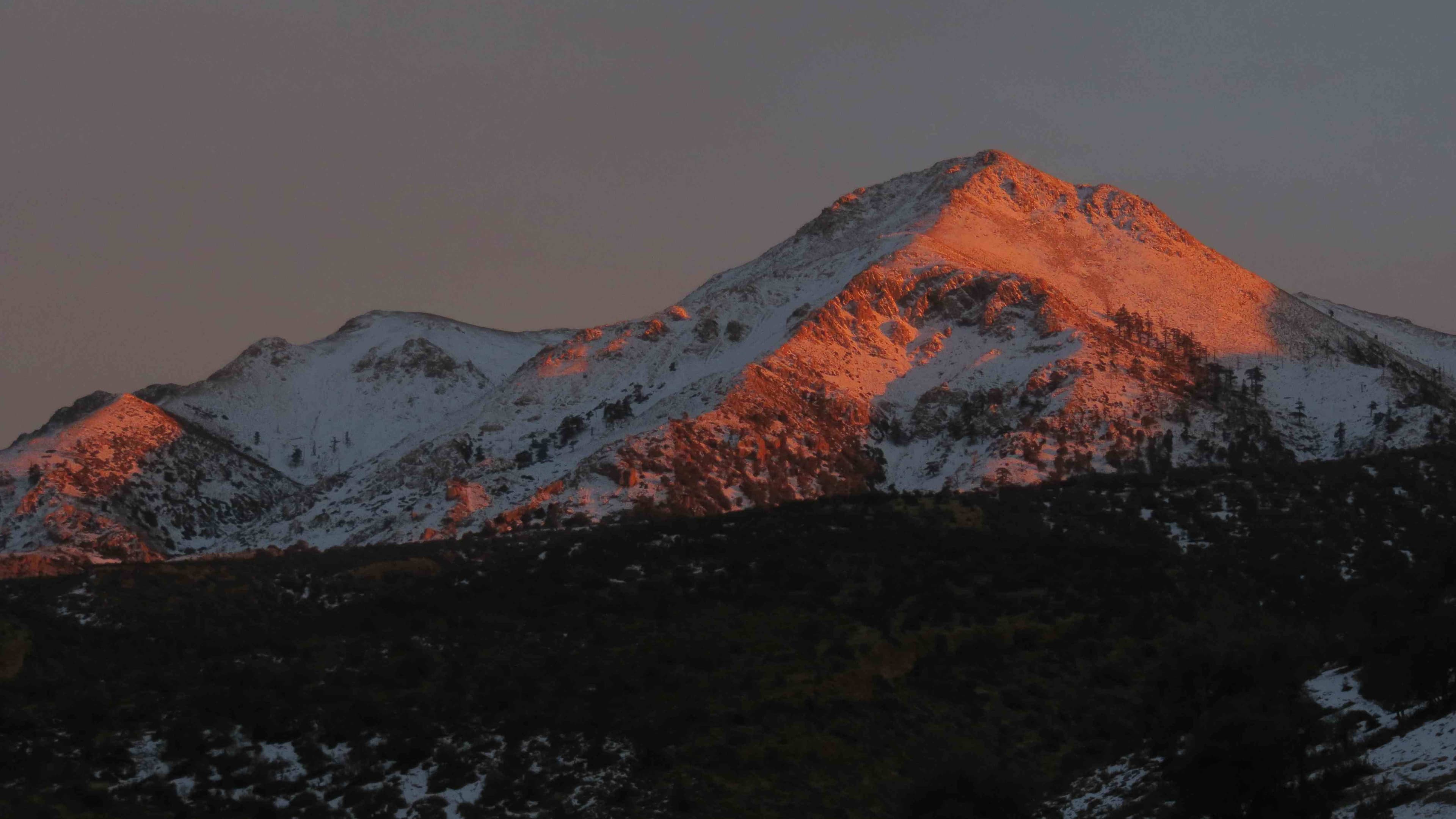 Luxury travel destination background 1 - Flights, Hotels, and Car Rentals